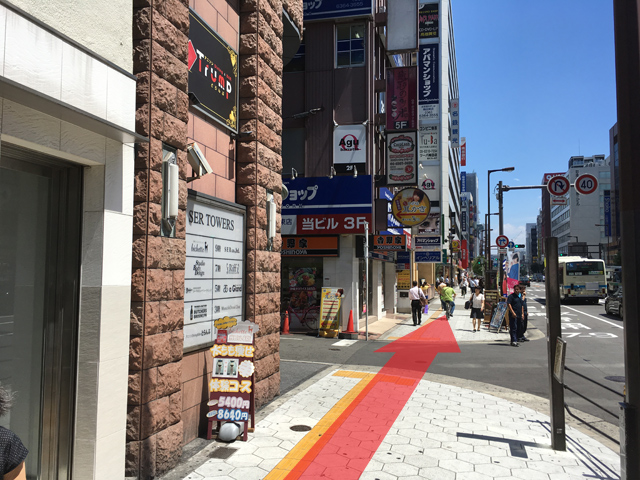 JR「大阪」駅、地下鉄「梅田／東梅田」駅からのアクセス方法5
